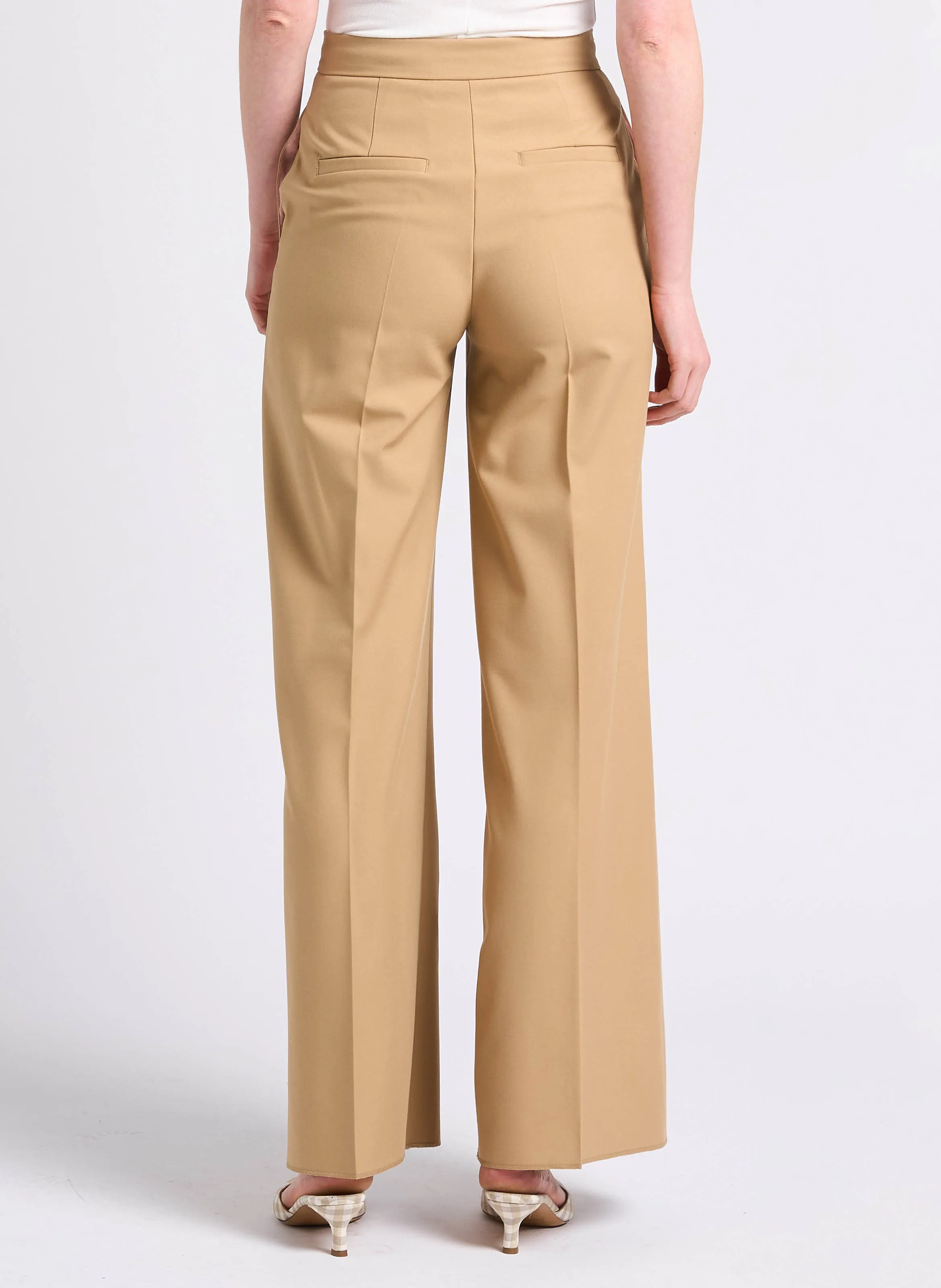 CARONTE - Pantalón de talle alto con pinzas y bordes sin rematar en beige