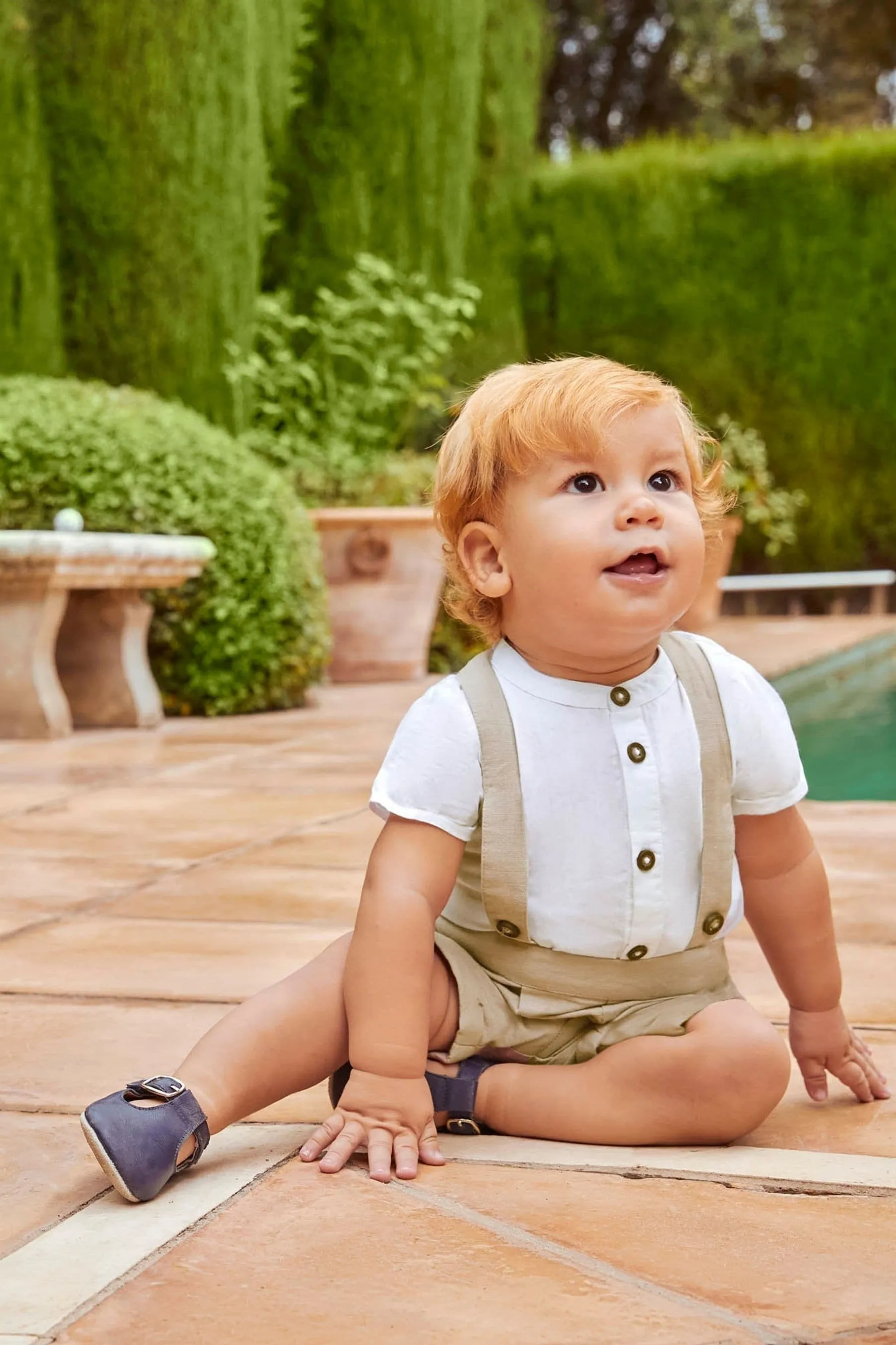 Conjunto de 2 piezas de camisa y pantalones cortos estilo abuelo de Jojo Maman Bébé