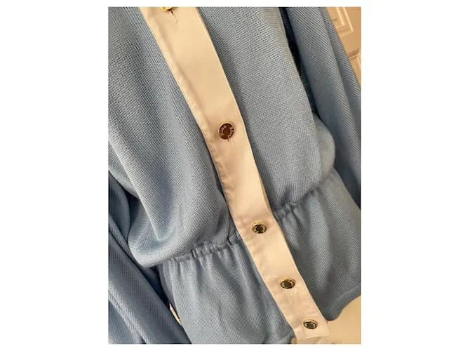 Excelente chaqueta de punto ajustada 80s Nina Ricci 38 punto azul cielo y algodón, blanco, dorado Azul claro 