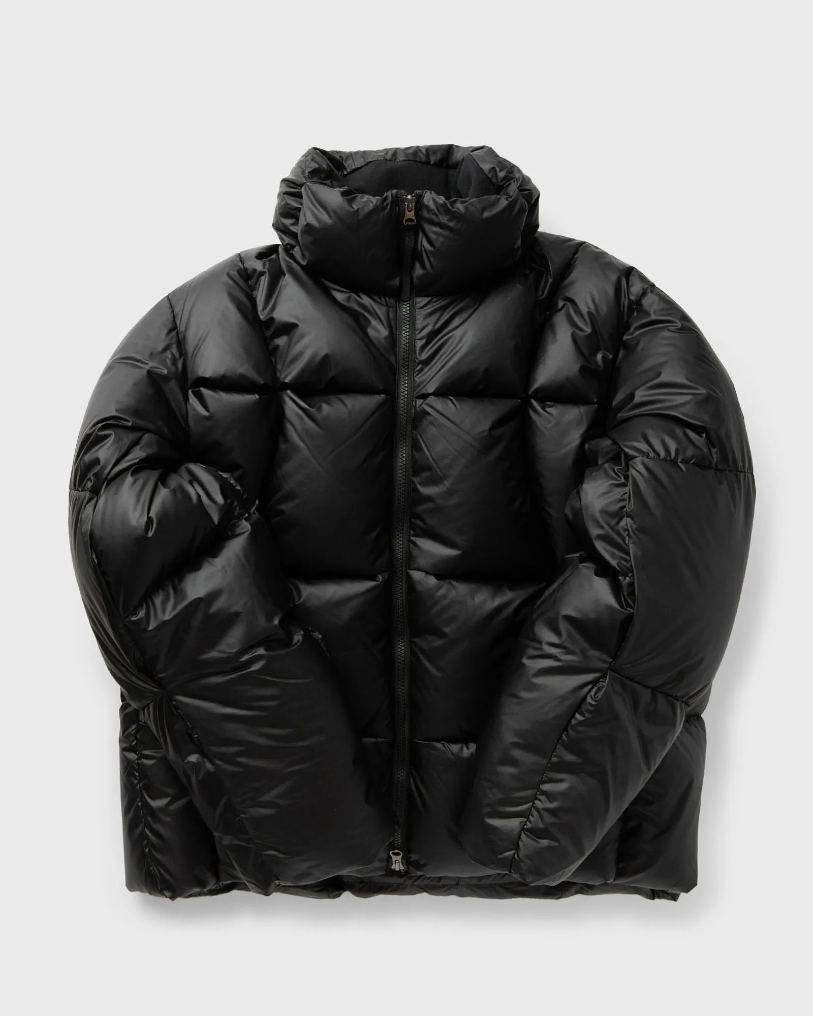 Goldwin Three-Dimensional Down Puffer Jacket