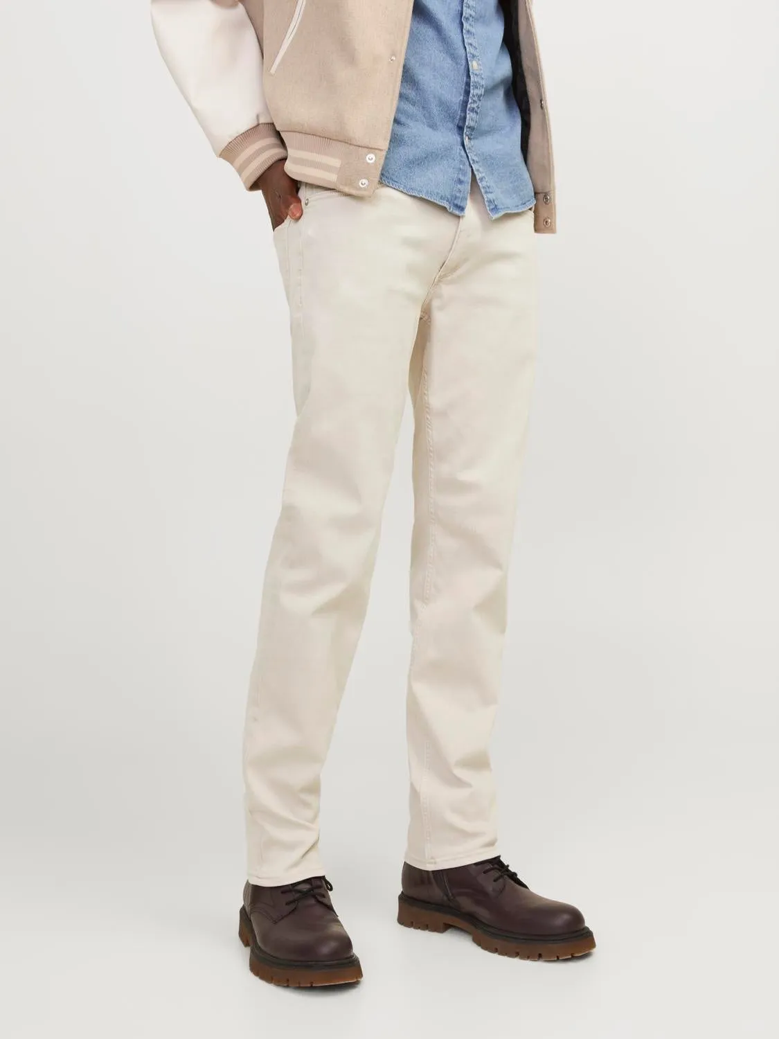 JJIMIKE JJEVAN CJ 977 MOONBEAM Vaqueros de corte tapered | Beige | Jack & Jones®