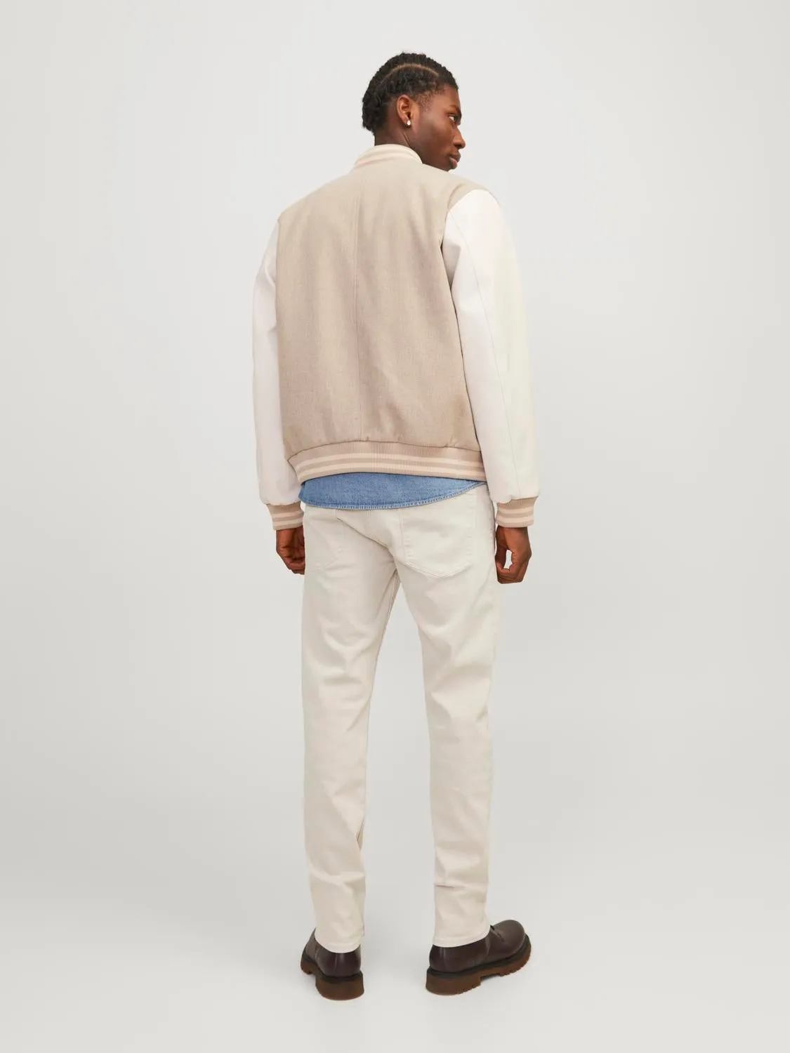 JJIMIKE JJEVAN CJ 977 MOONBEAM Vaqueros de corte tapered | Beige | Jack & Jones®