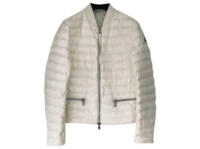 Moncler chaqueta abajo Blanco roto 