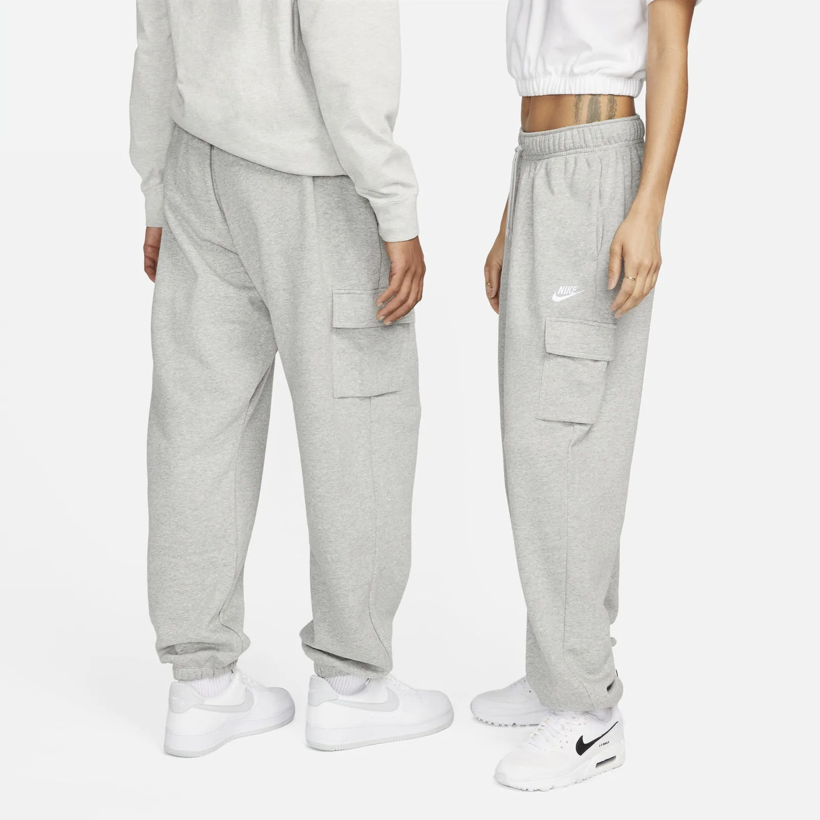 Nike Sportswear Club Fleece Mid Rise Oversized Cargo Tracksuit Bottoms