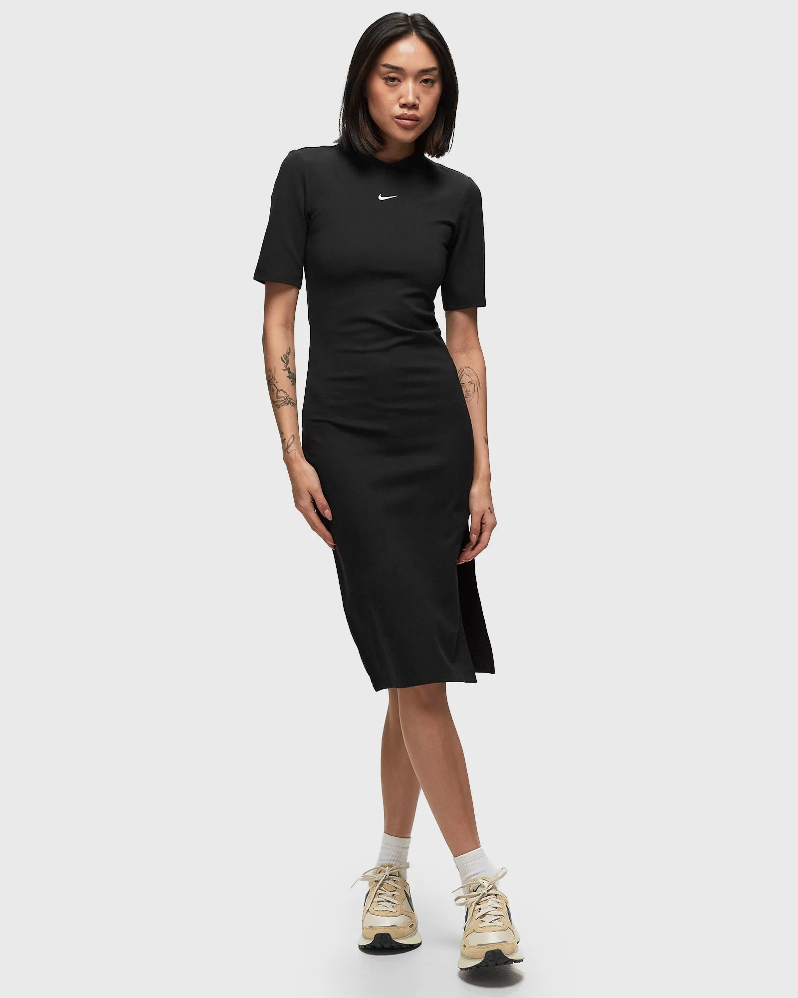 Nike Sportswear Essential Midi Dress