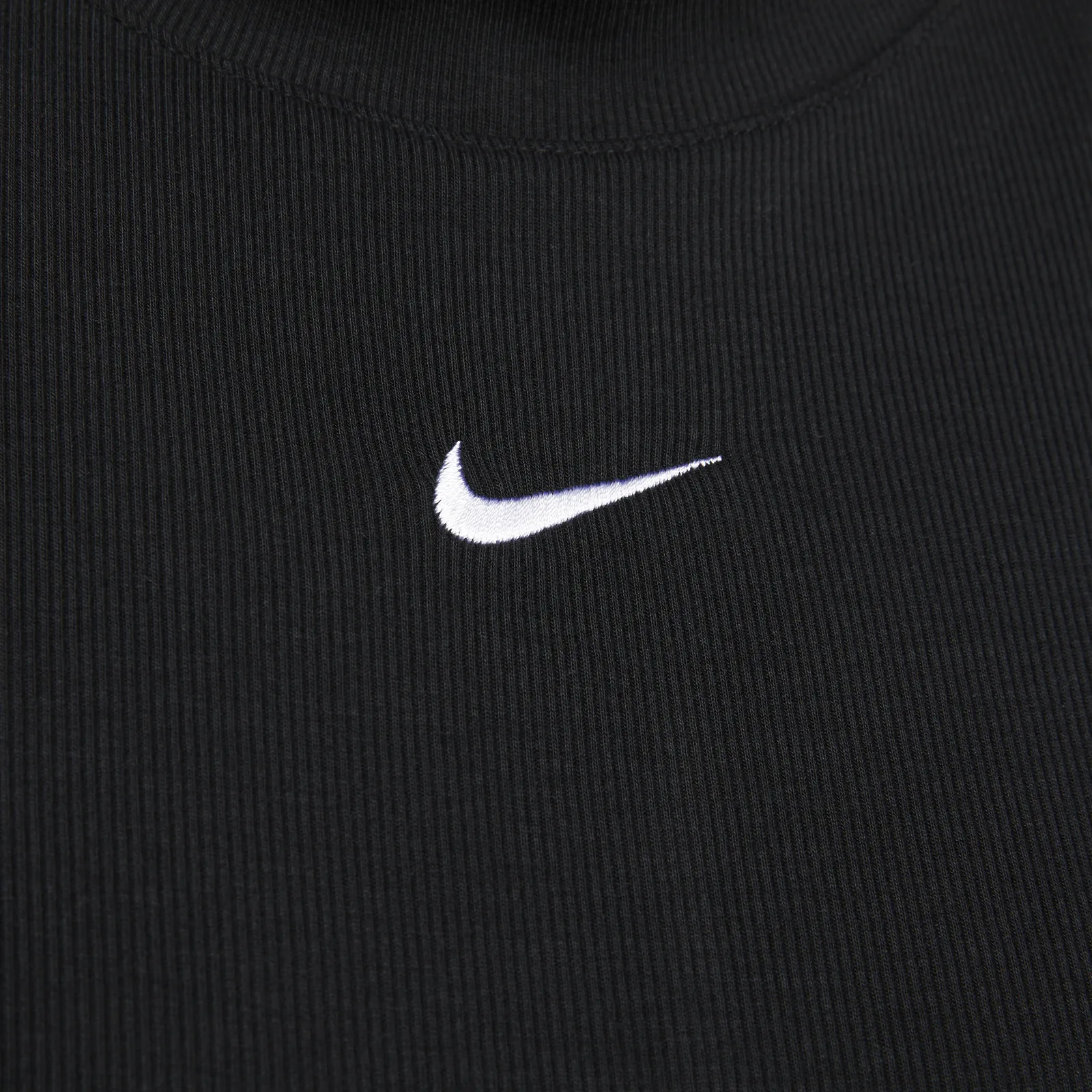 Nike Sportswear Essential