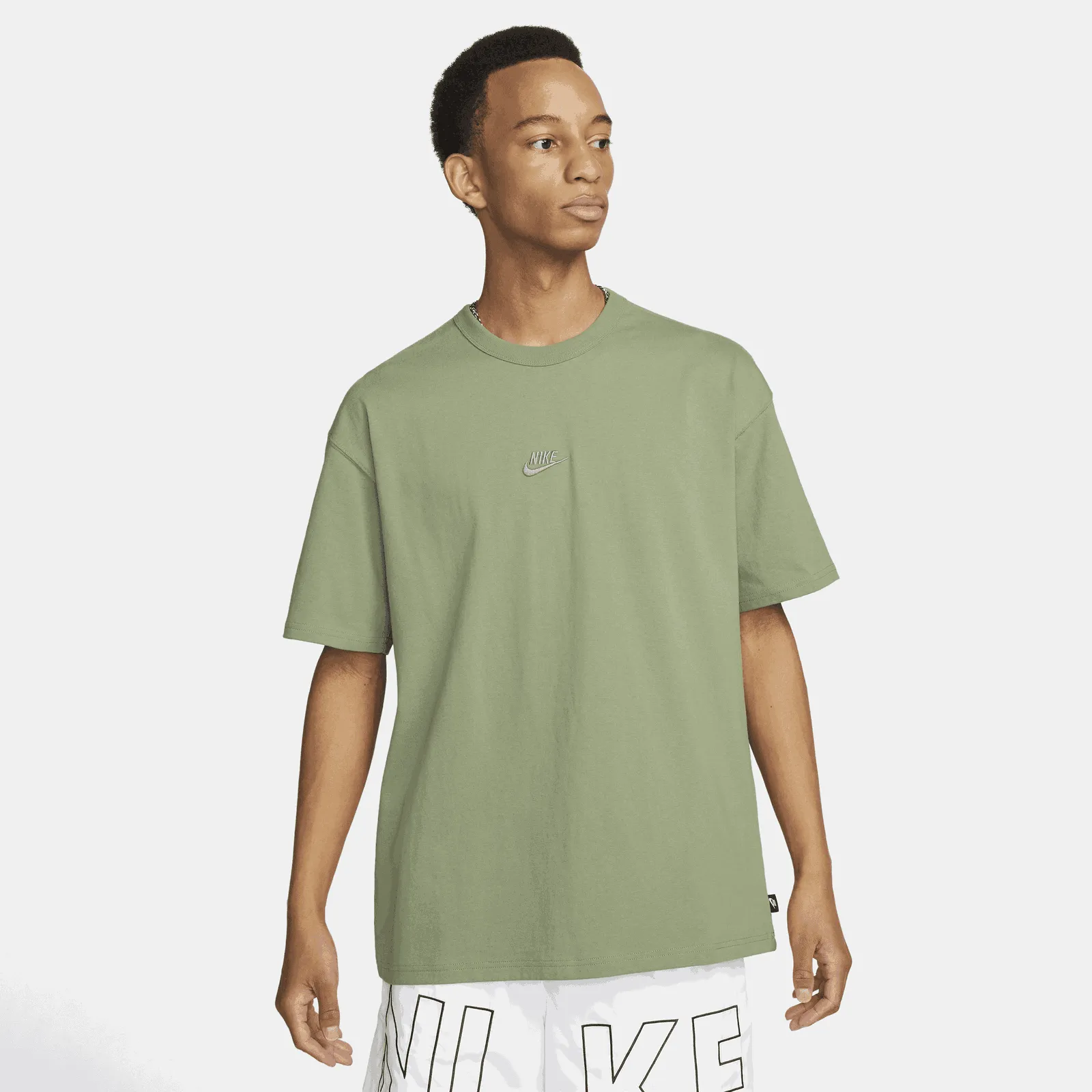 Nike Sportswear Premium Essentials Tee