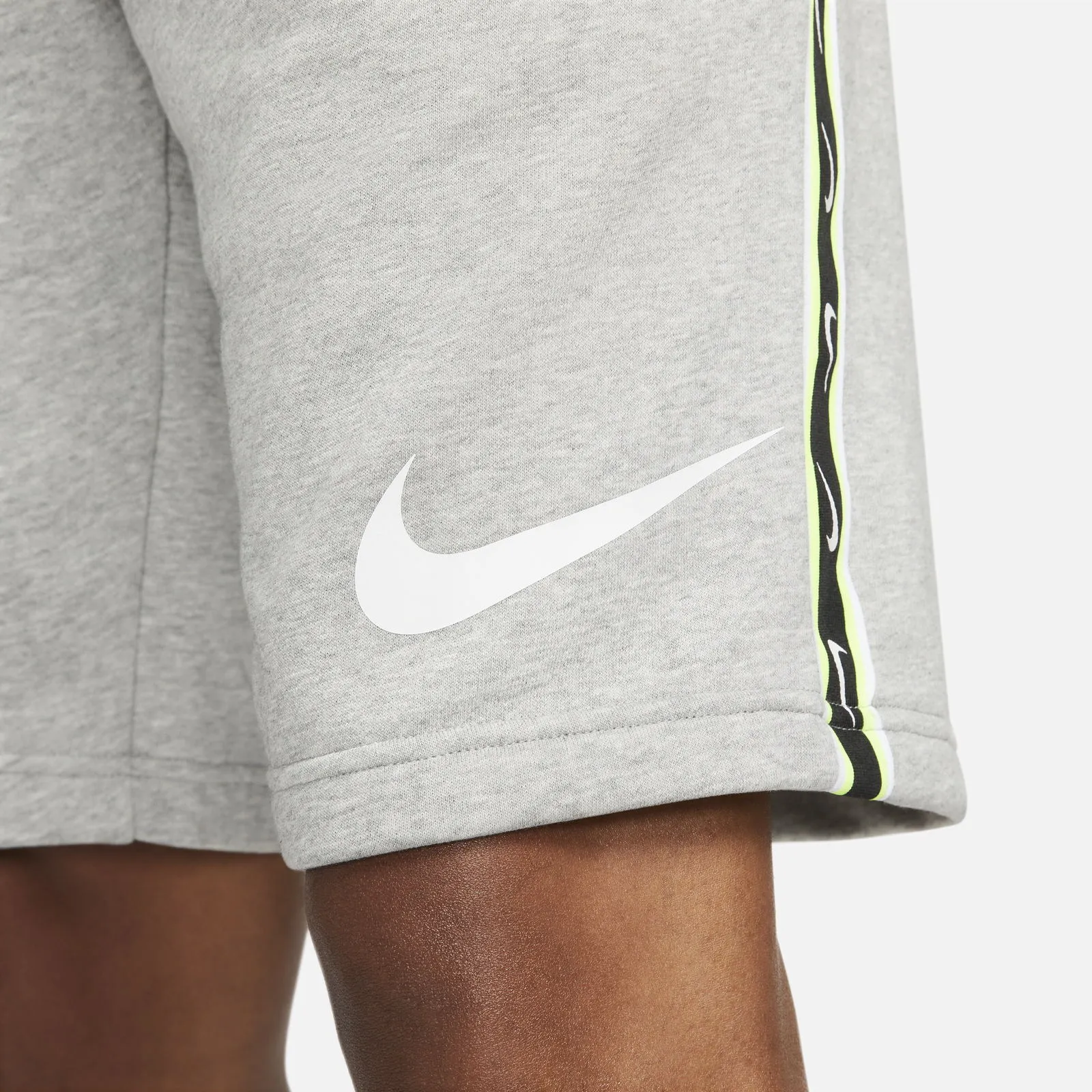 Nike Sportswear Repeat French Terry Shorts