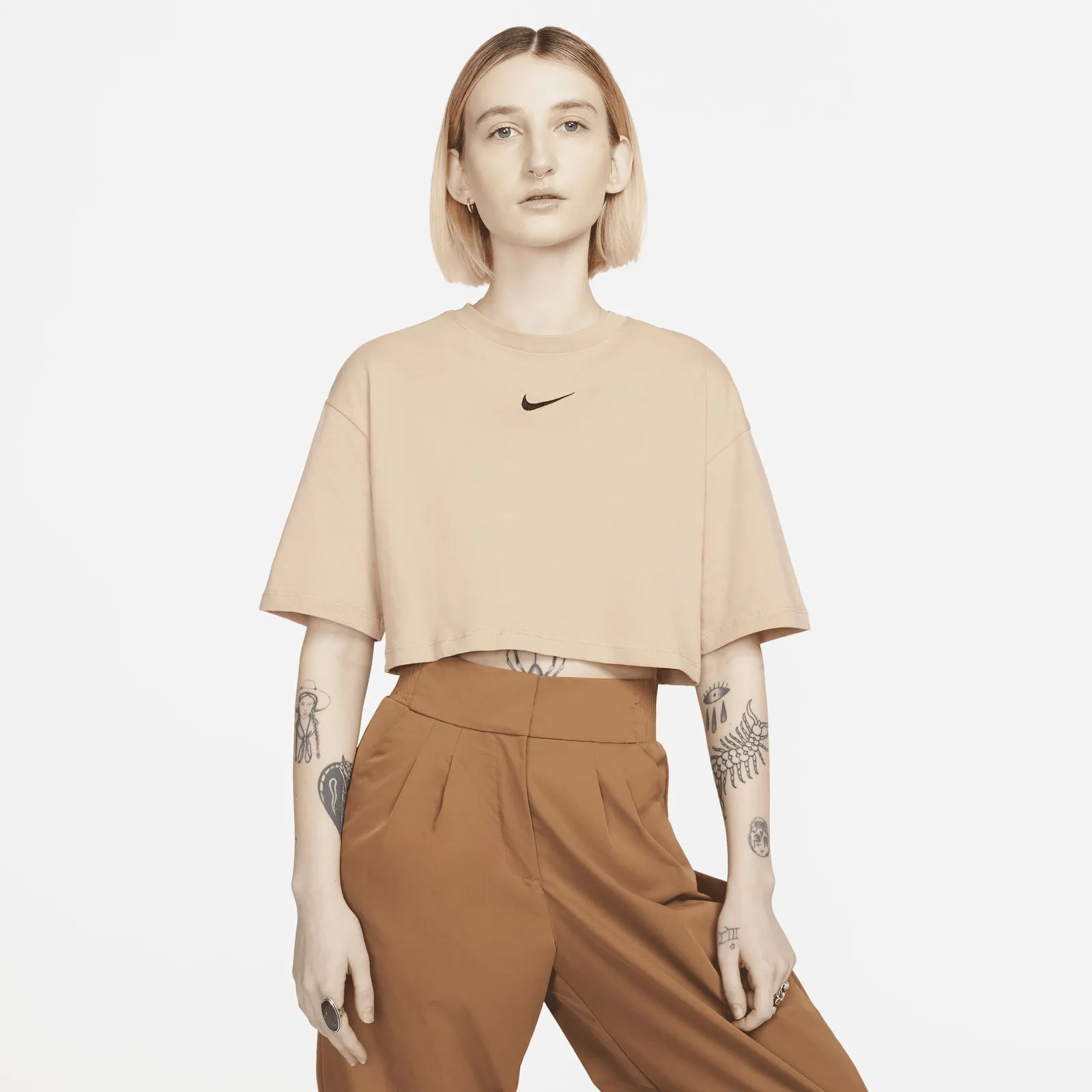 Nike Sportswear Trend Cropped Tee