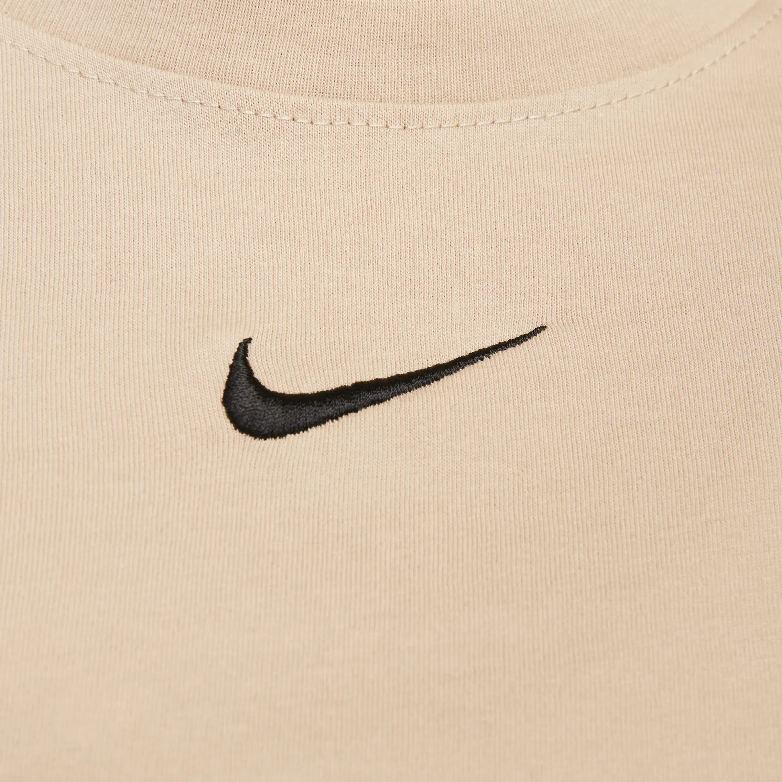 Nike Sportswear Trend Cropped Tee