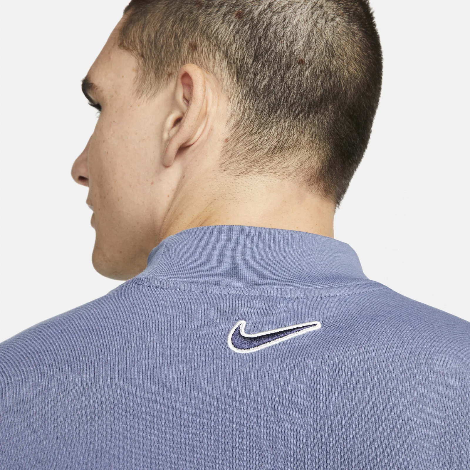 Nike Sportswear Trend Mock-Neck Tee