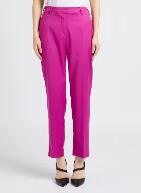 PENUCHE - Pantalón tapered en rosa