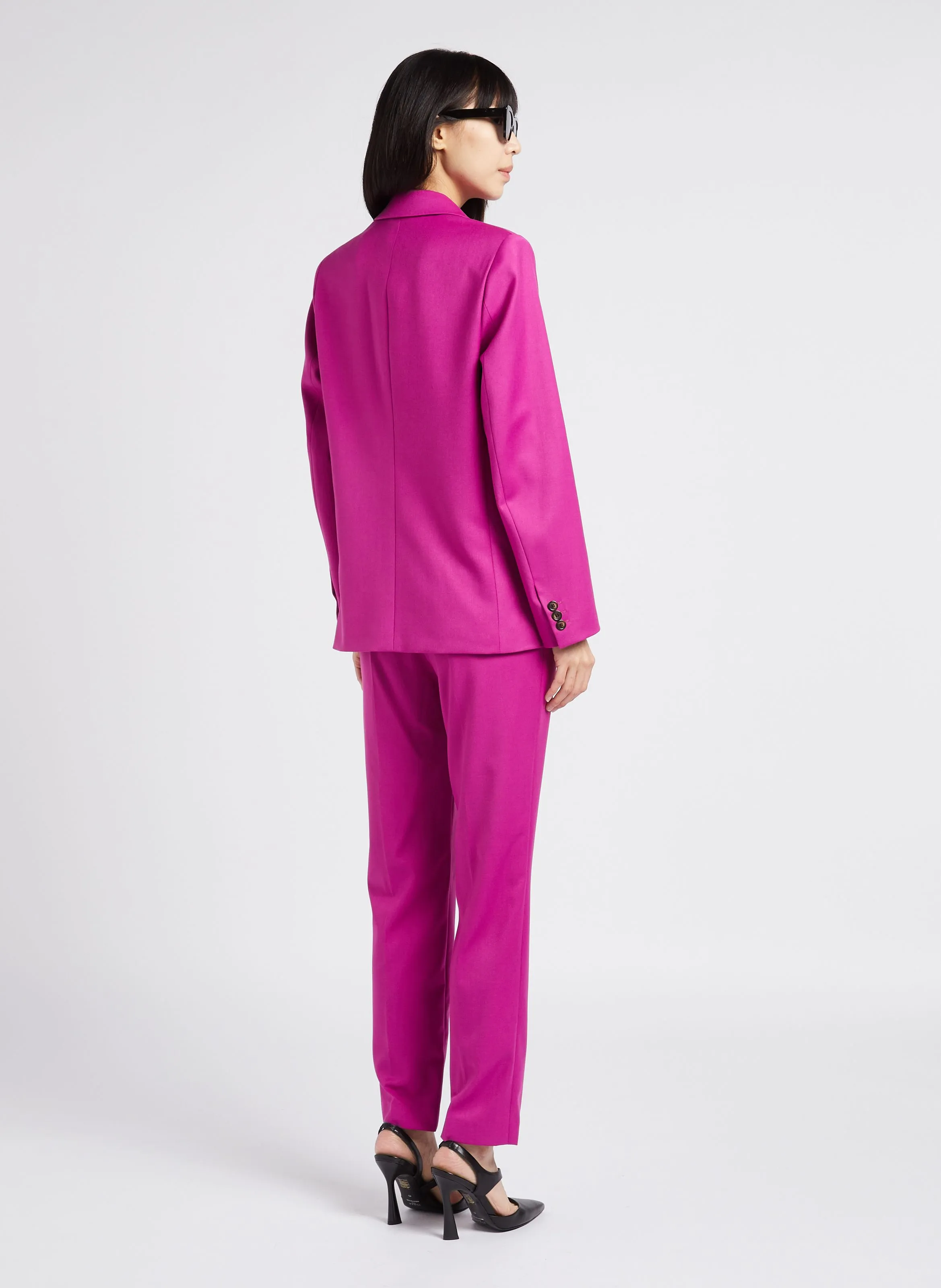 PENUCHE - Pantalón tapered en rosa