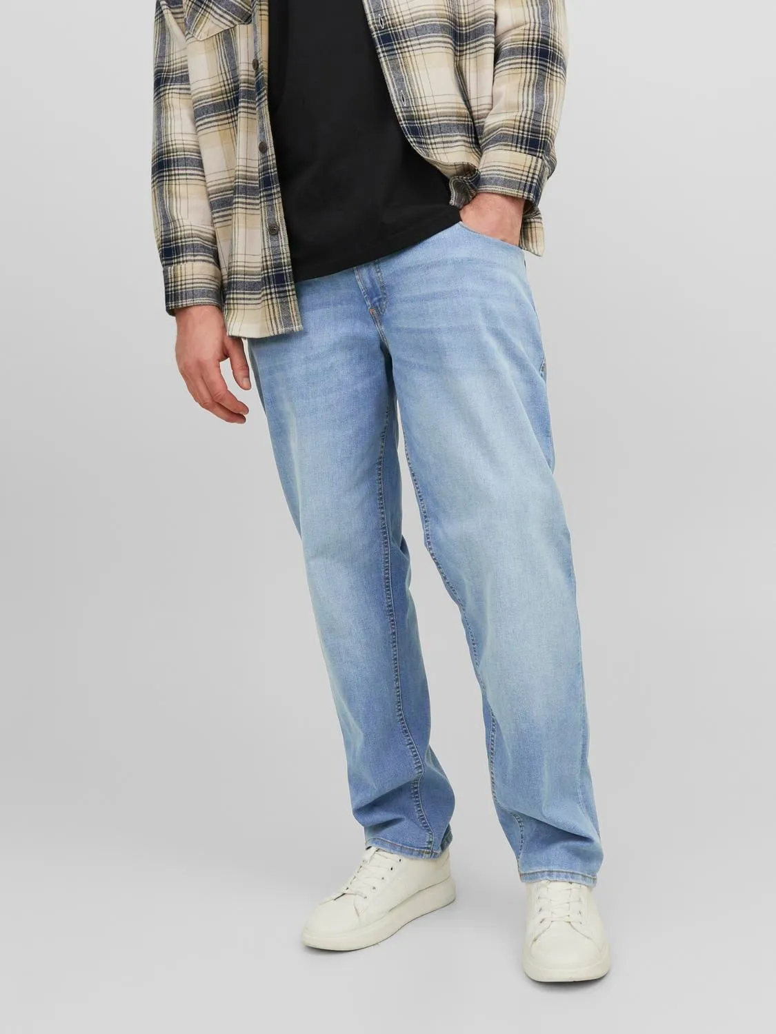 Plus Size JJIMIKE JJORIGINAL SQ 330 PLS Vaqueros de corte tapered | Azul intermedio | Jack & Jones®