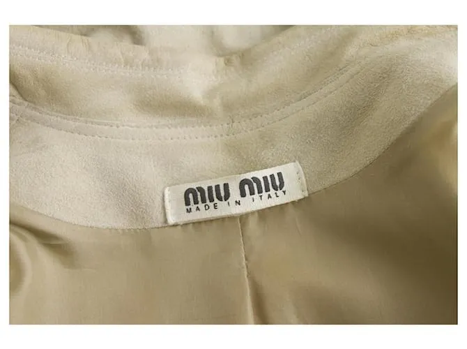 Talla de chaqueta clásica de tres botones de cuero de gamuza beige Miu Miu 42 